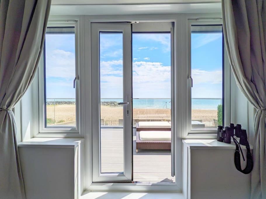 Beach View Middleton-on-Sea Exterior foto